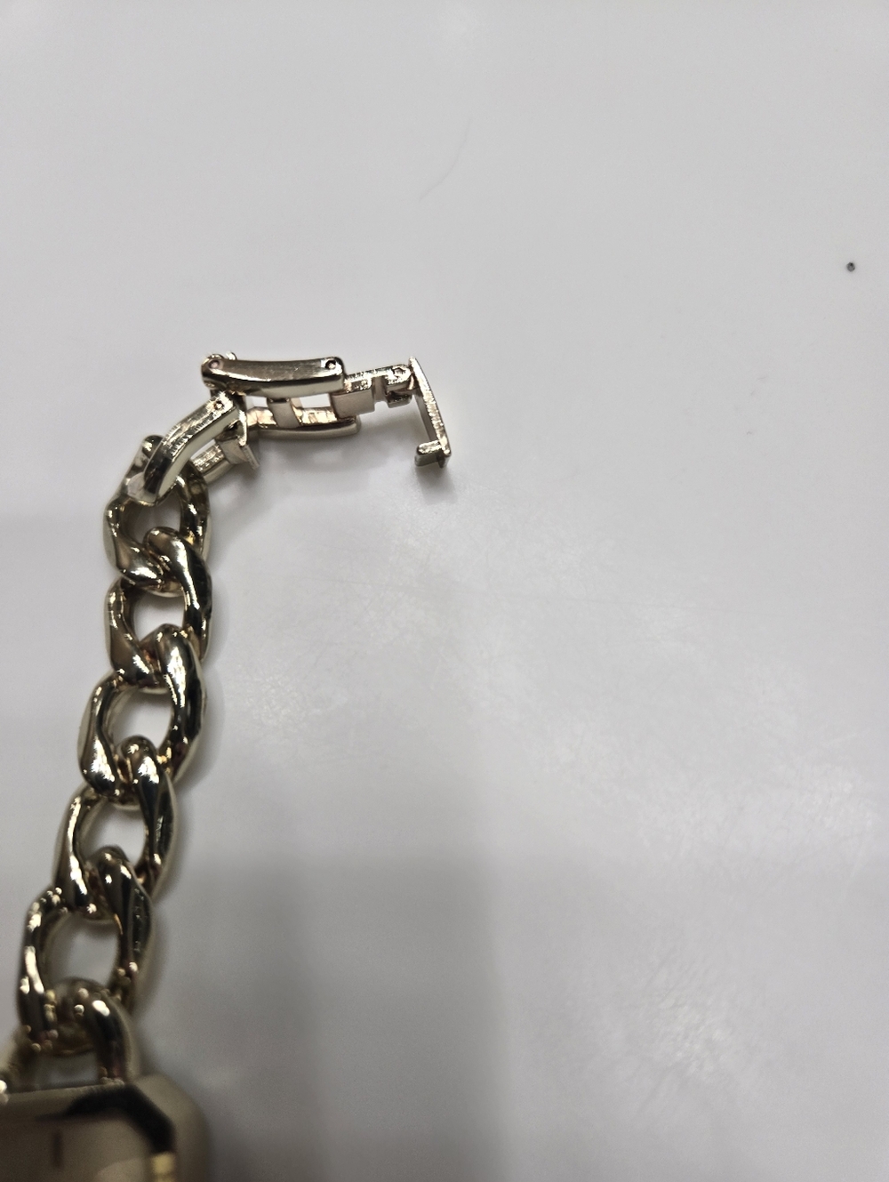 Gold Chain Watch - Picture 7 of 14